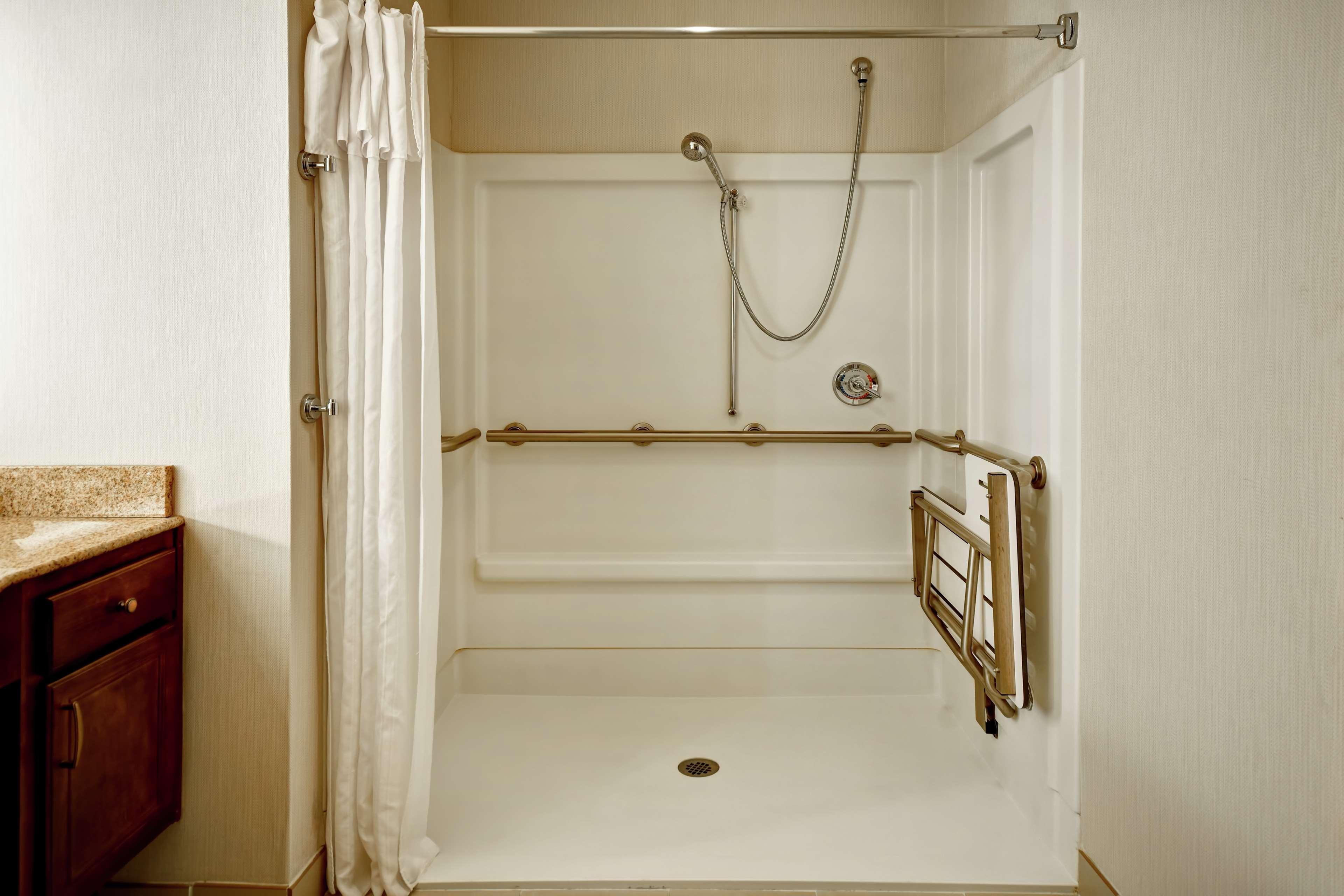 Hotel Homewood By Hilton Cincinnati-milford