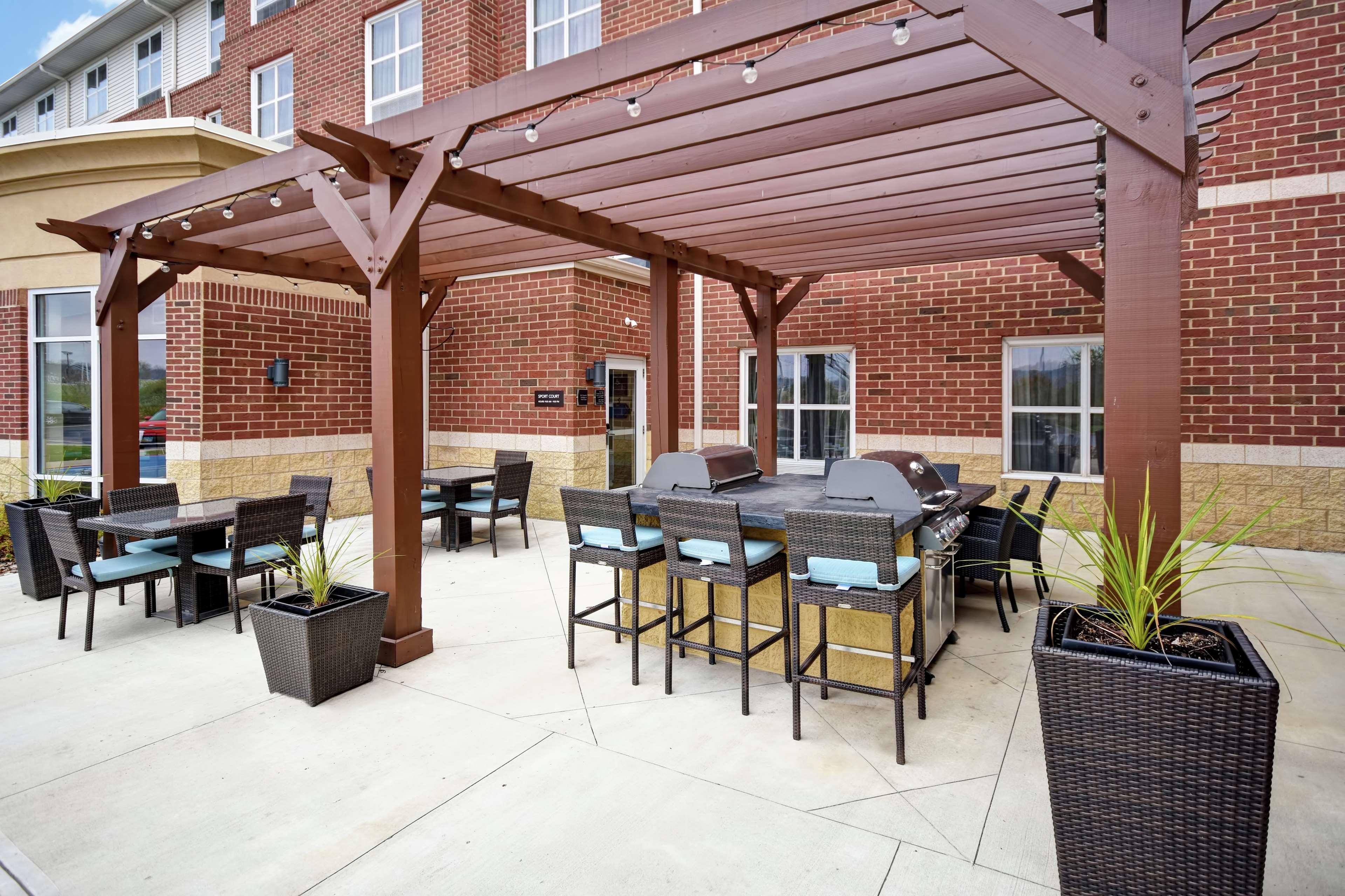 Hotel Homewood By Hilton Cincinnati-milford 3*