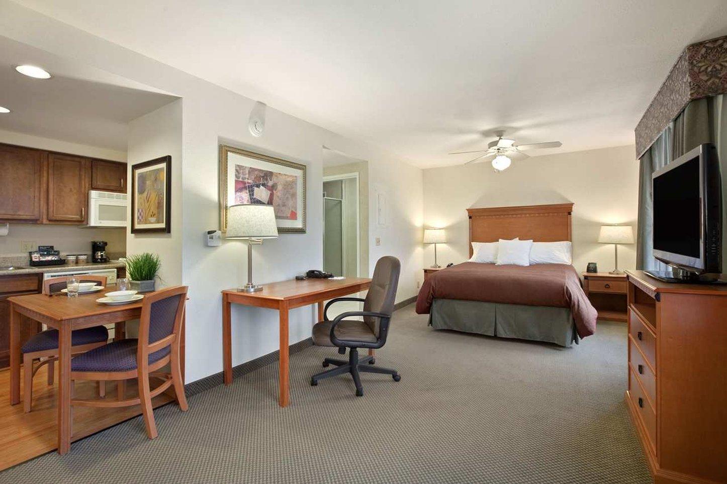 Hotel Homewood By Hilton Cincinnati-milford