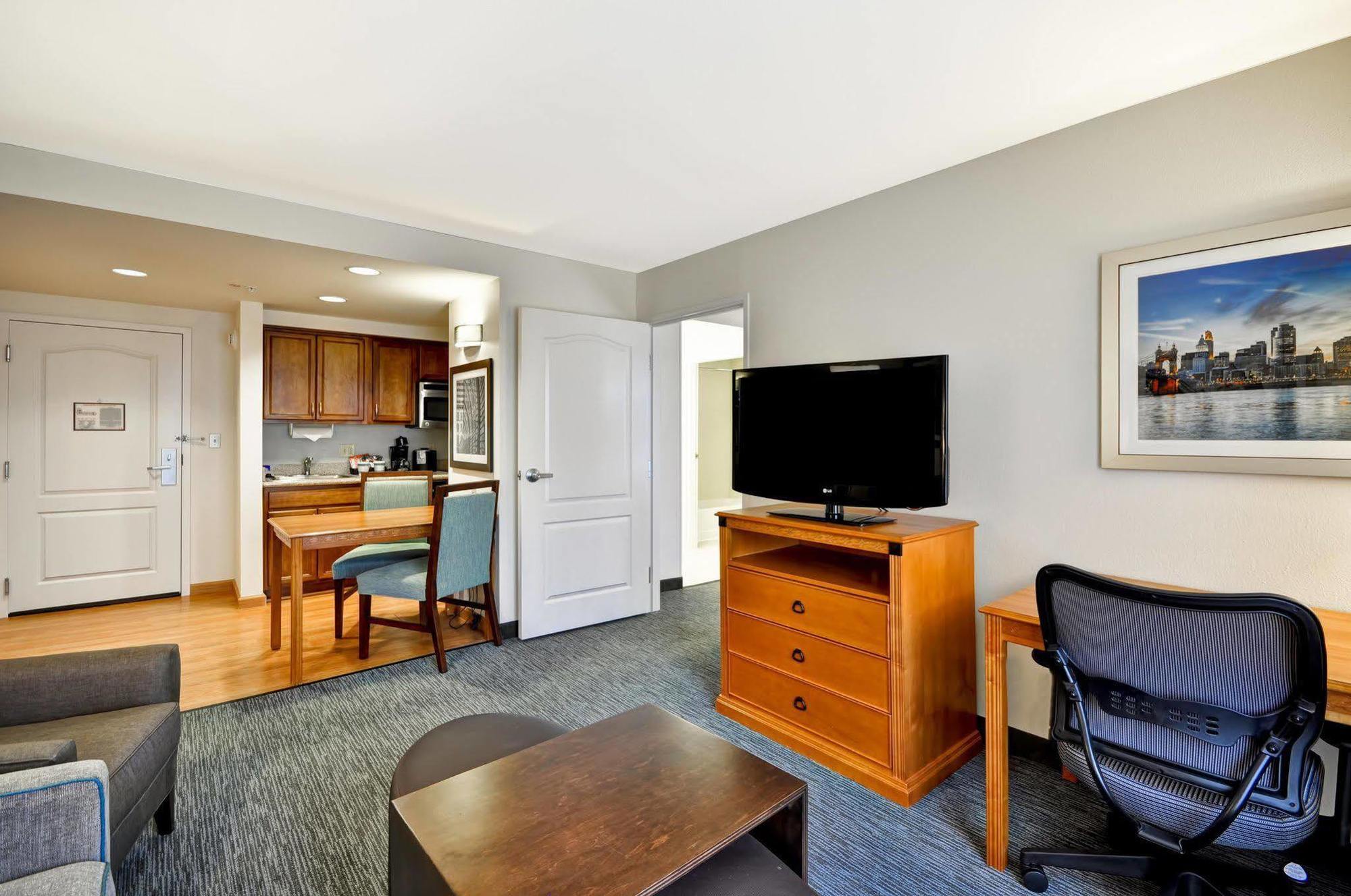 Homewood By Hilton Cincinnati-milford 3*